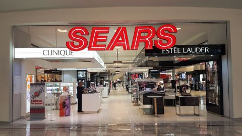 Sears compensa a cliente que recibió una bebida en lugar de iPhone