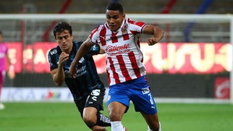 VIDEO: Hugo Silveira rescata empate de Querétaro ante Guadalajara