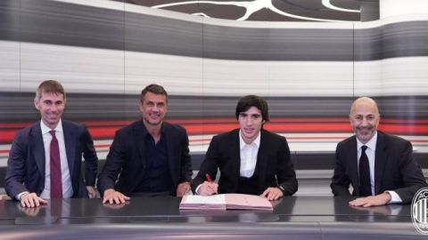 AC Milán confirma el fichaje de Sandro Tonali