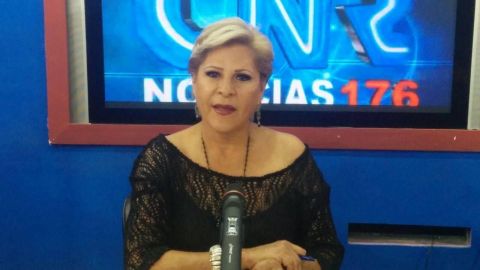 Policía municipal agrede y denuncia a la periodista Carmen Olsen en Rosarito
