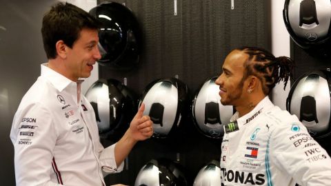 Mercedes busca momentos para hablar con Hamilton de la renovación