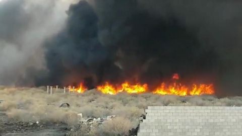 Incendio de basura genera nube de contaminación