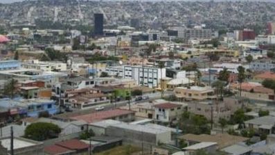 Sin agua y sin luz colonias en Tijuana