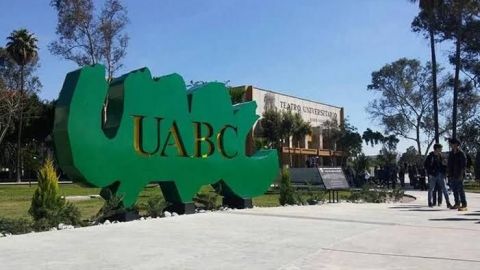 Suspende UABC a profesor que pidió cayera una bomba en Turismo