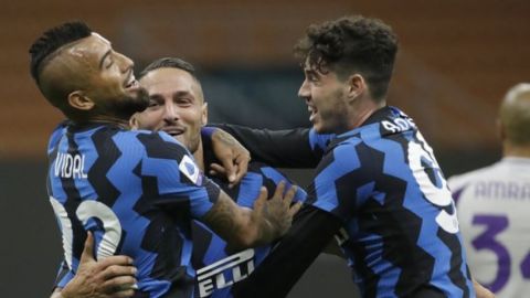 Con suspenso, Inter supera 4-3 a Fiorentina