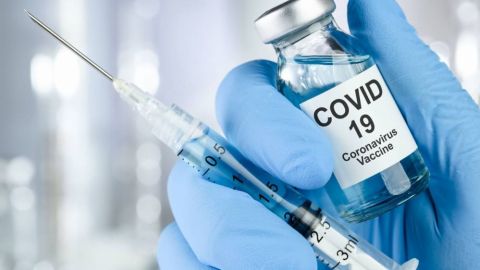 Hacienda anuncia el primer pago para compra de vacunas contra Covid