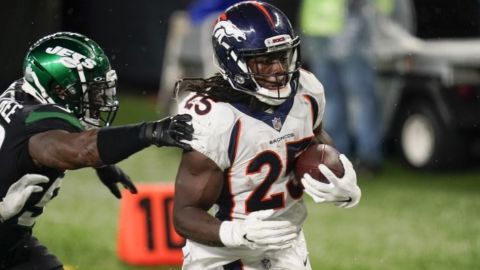 Broncos vencen a Jets; ganan por 1ra vez en la campaña