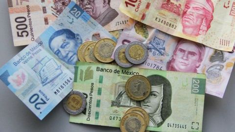 Peso mexicano gana pese a contagio Trump y logra mejor semana desde mayo