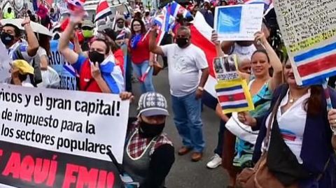 Paso fronterizo con Panamá amanece bloqueado por protestas en Costa Rica