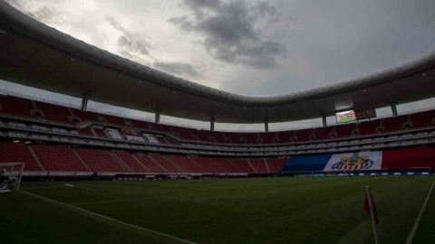 Clásico Tapatío se jugará a puerta cerrada