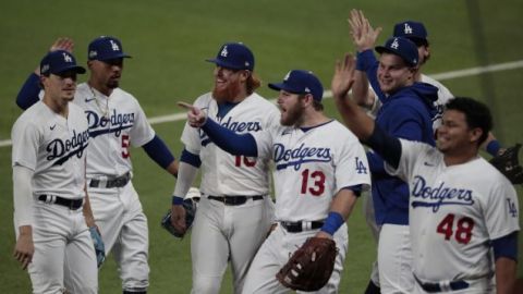 Rivalidad Padres-Dodgers arde cada vez más