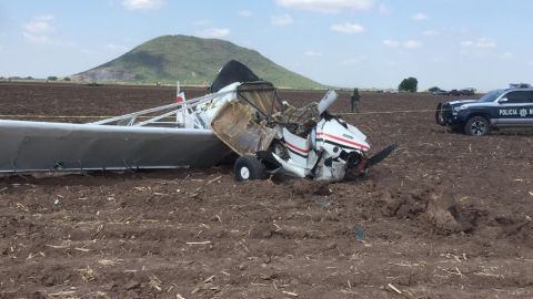 Muere piloto tras desplome de avioneta en Guasave, Sinaloa