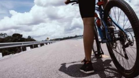 Colocan moño negro en Semovi-Edomex por muerte de ciclistas