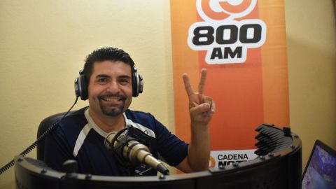 Video: Empezó a sonar ''La Reata'', programa radiofónico por la 800 de am