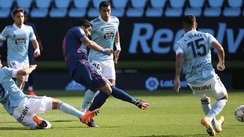 El Atlético retoma la senda triunfal 2-0 con tanto de Suárez