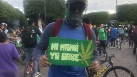 Más de 2 mil personas protestan por legalización de marihuana en León