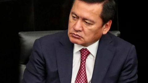 Osorio Chong defiende a Salvador Cienfuegos