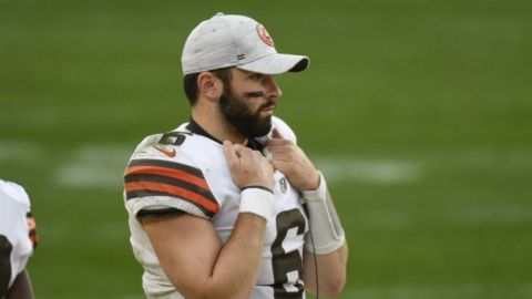 Baker Mayfield intenta ignorar las críticas en su contra