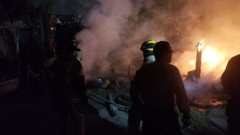 Se incendian casas en Tijuana