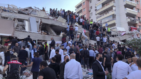 Ebrard se solidariza y ofrece su apoyo a Grecia y Turquía por fuerte terremoto