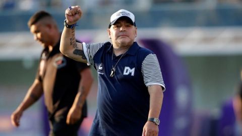 Maradona será operado por coágulo