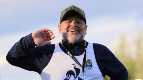 Maradona se encuentra "excelente", descarta recuperación en Venezuela o Cuba