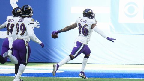 Ravens establecen marca histórica en victoria ante Colts