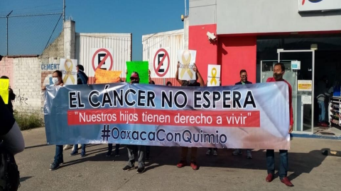 Papás de niños con cáncer en Oaxaca pedirán ayuda a Joe Biden