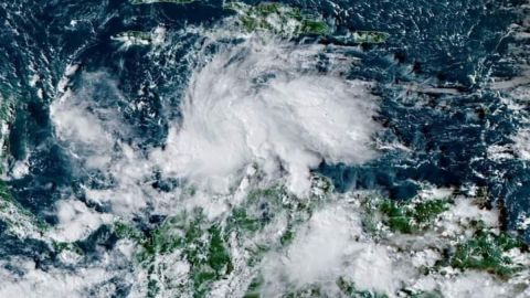 Tormenta Iota se disipa sobre El Salvador, deja inundaciones y más de 20 muertos