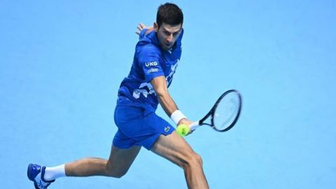 Djokovic vence a Zverev y se mete en semifinales