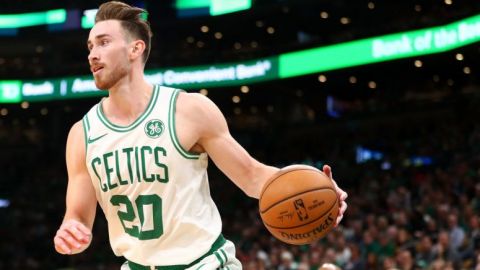 Hornets consigue al alero Gordon Hayward por cuatro años y 120 millones