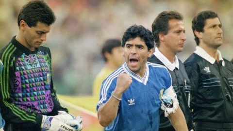 VIDEO: El día que Maradona explotó durante el himno de Argentina en un Mundial
