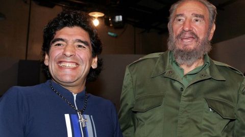 Maradona muere el mismo día que su “segundo padre”, Fidel Castro