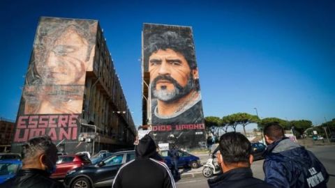 Maradona ya es un santo en los pesebres de Nápoles