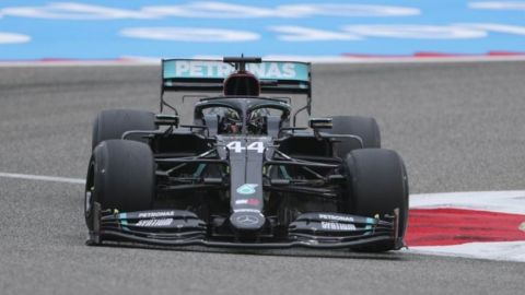 F1: Hamilton domina ambas prácticas para GP de Bahrein