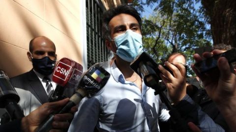 Médico de Maradona declara ante fiscalía por causa de muerte