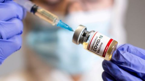 IMSS no se contempla en la vacunación de Covid -19 en primera etapa