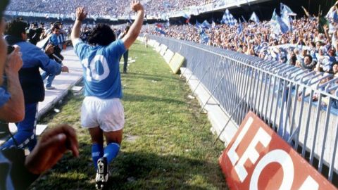 Rebautizo oficial: De San Paolo a Diego Armando Maradona