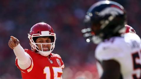Chiefs buscarán mantener la buena racha ante unos debilitados Broncos