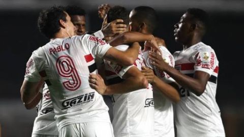 Sao Paulo gana, mantiene el liderato y se distancia del Atlético Mineiro