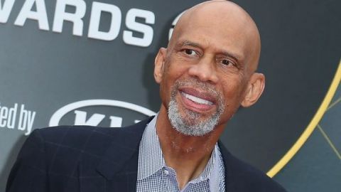 Abdul-Jabbar revela que padeció cáncer de próstata