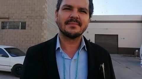 Fausto Gallardo aporta 150 sudaderas en ‘Abrigando a Tijuana’