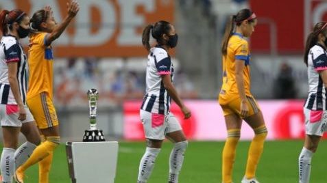 Tigres y Rayadas finalistas de la Liga Femenil MX ante la adversidad