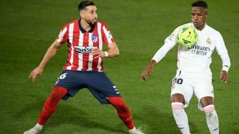 Héctor Herrera vuelve a lesionarse en el muslo izquierdo con el Atlético