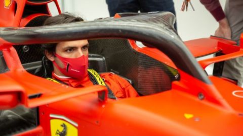 Sainz ya trabaja en Ferrari y hará un test en enero