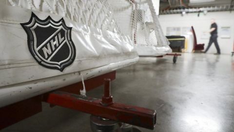 NHL y jugadores finalizan un acuerdo para temporada de 56 partidos en 2021