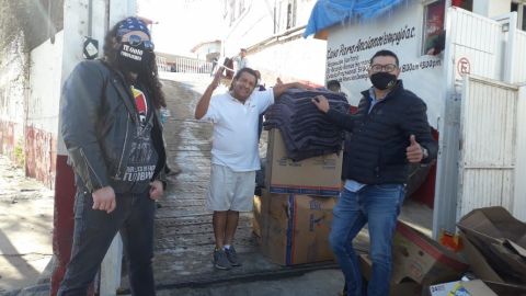 Asilo El Refugio recibe donativos de Grupo Cadena