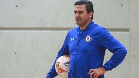 Joaquín Moreno podría iniciar el torneo como DT de Cruz Azul