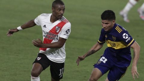 Boca y River sellan un empate en la Bombonera con tinte colombiano