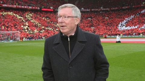 Alex Ferguson dice que es su deber generar conciencia sobre demencia en futbol